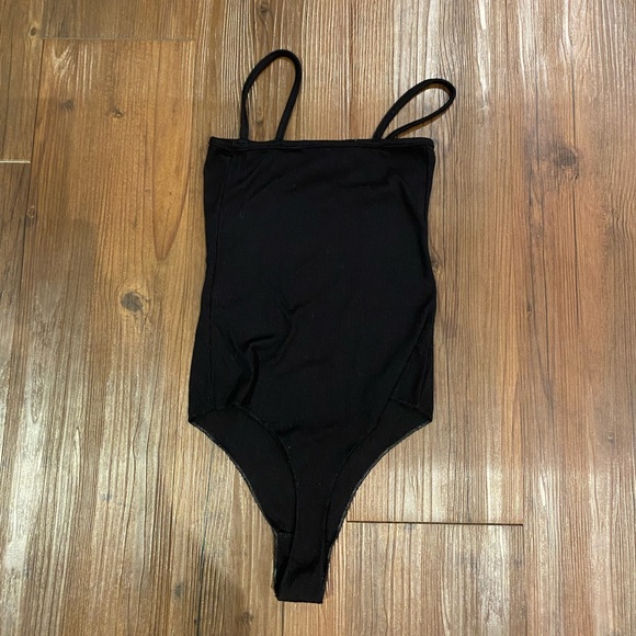 Brandy Melville Anne Black Bodysuit - Picture 2 of 3